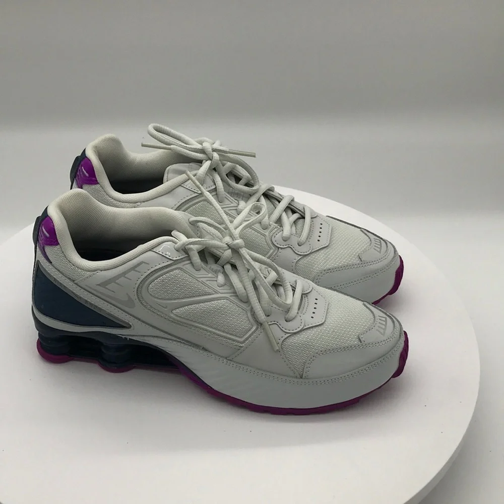 Nike womens Shox Shocks sneakers size 8.5 US - Picture 1 of 6